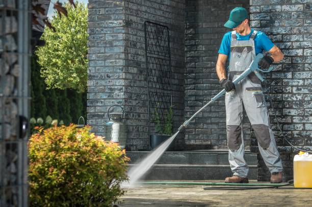 Post-Construction Pressure Washing in Rainbow Springs, FL